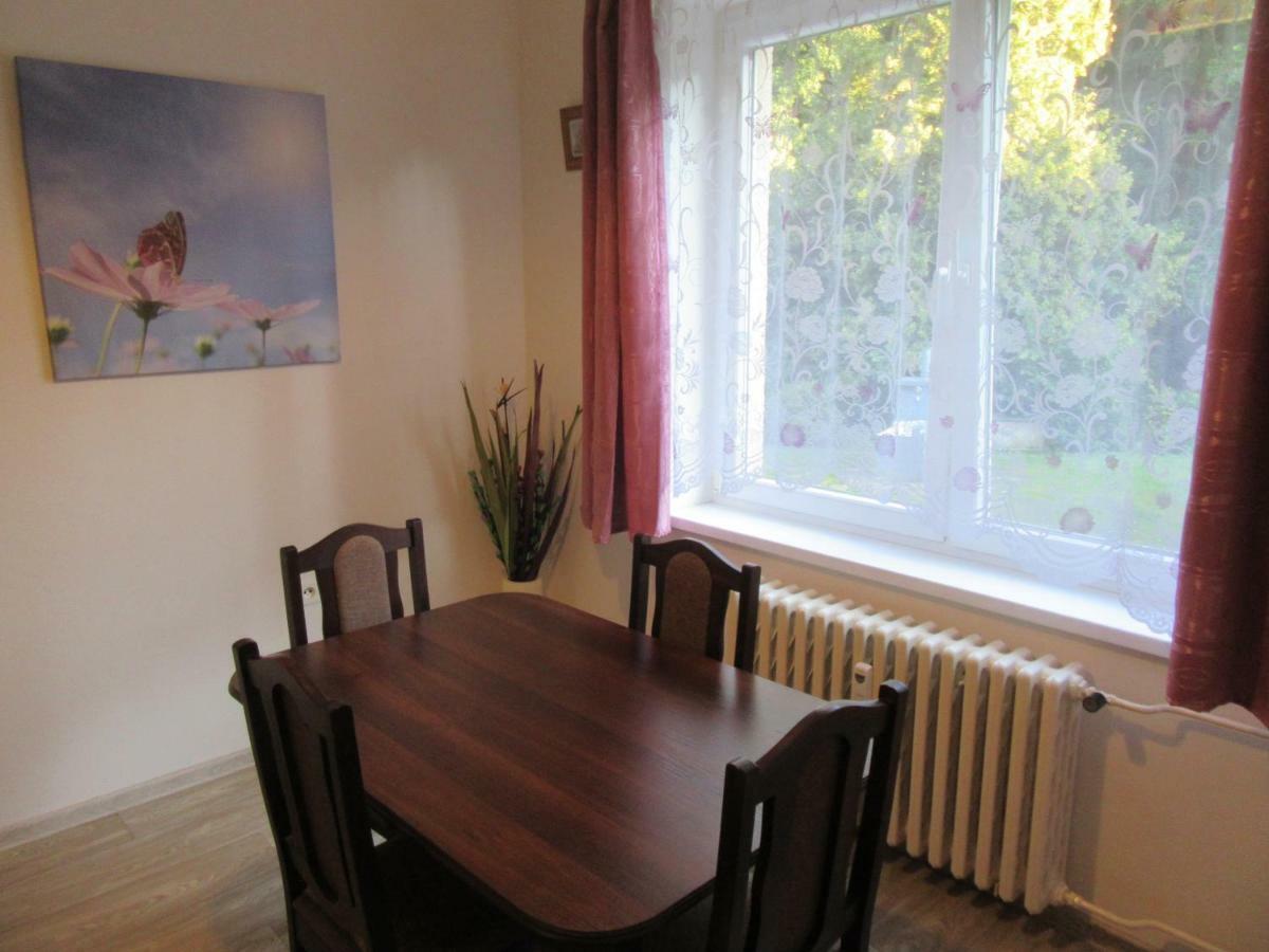Appartement Julie 1 à Svoboda nad Úpou Extérieur photo