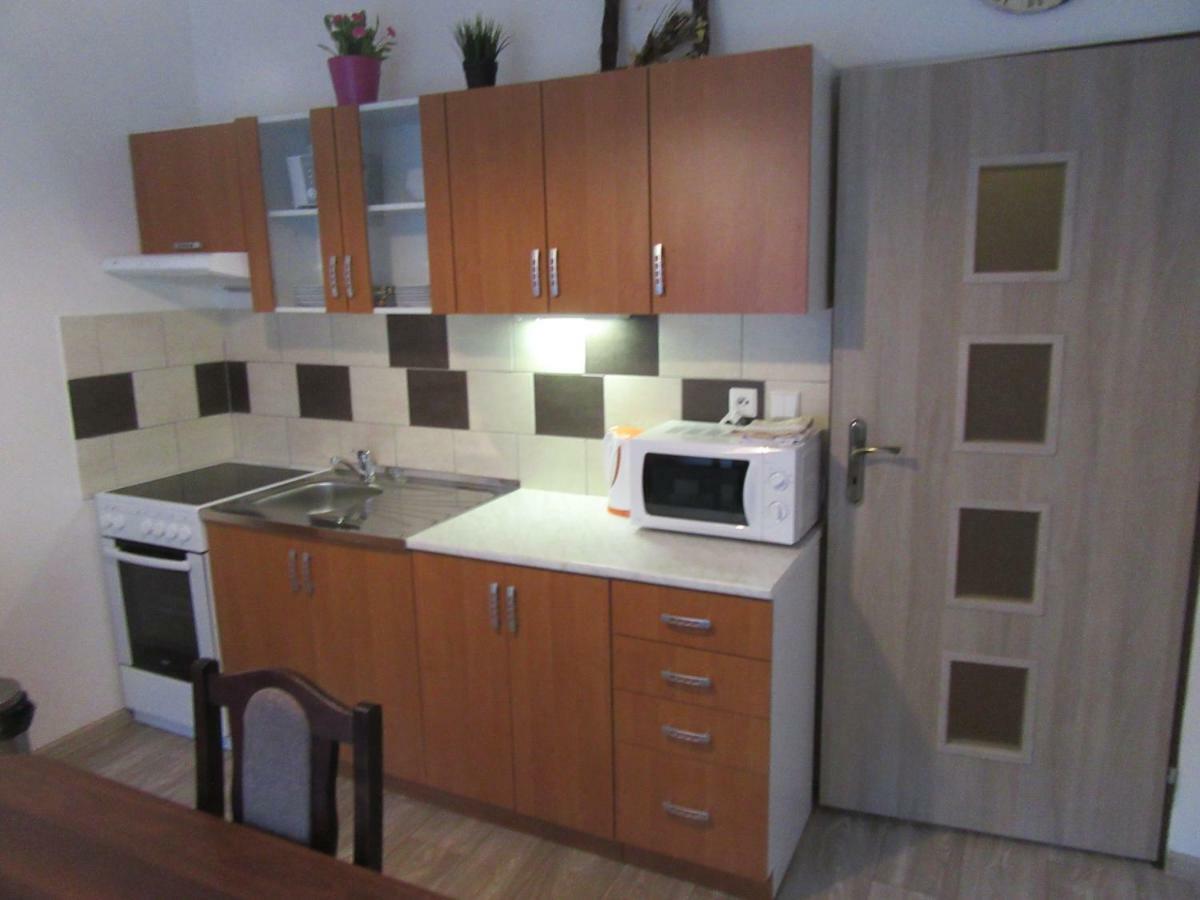 Appartement Julie 1 à Svoboda nad Úpou Extérieur photo